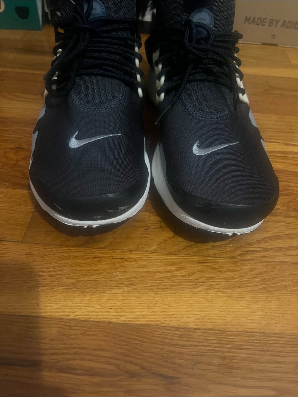 Nike Men’s Black, White and Cream Sock-Style Sneakers - Picture 7 of 9